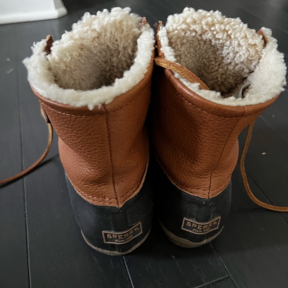 SPERRY Duck Boots. Size 7 - Picture 2 of 4